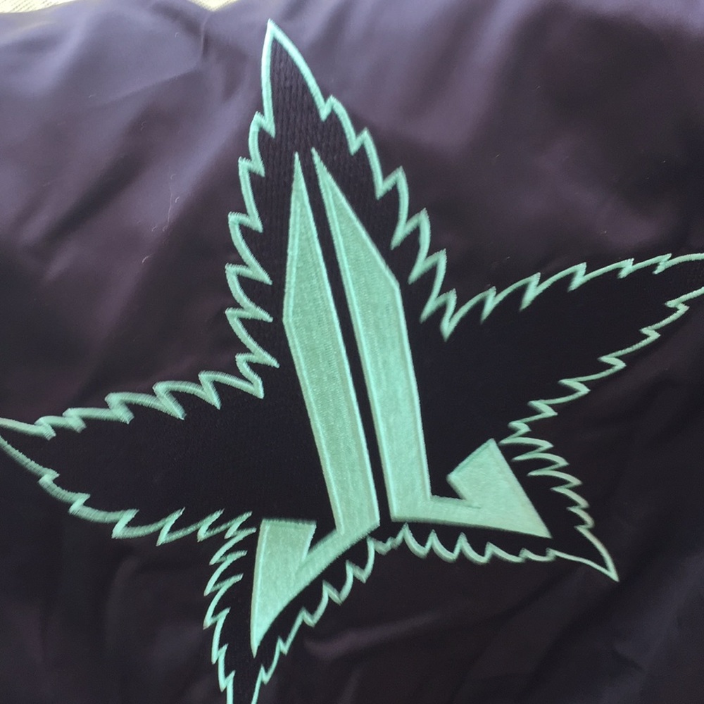 Jeffree Star ❤️bomber jacket NWOT - Picture 3 of 4